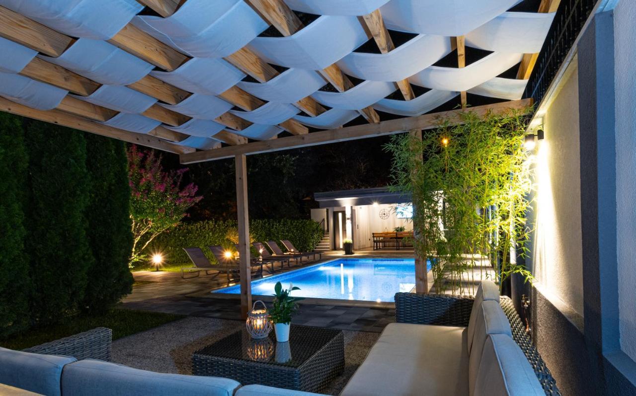 The Oasis Villa Trilj ภายนอก รูปภาพ
