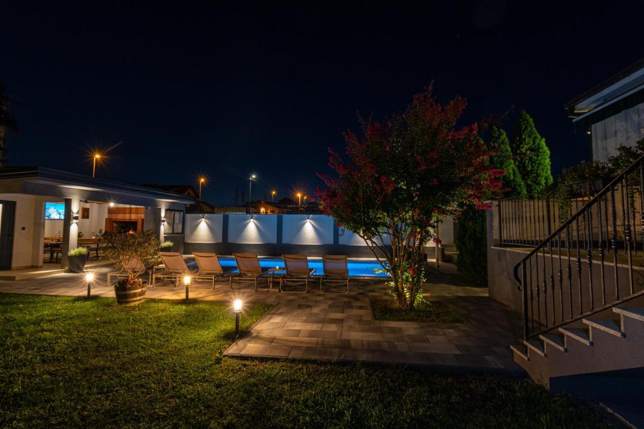 The Oasis Villa Trilj ภายนอก รูปภาพ