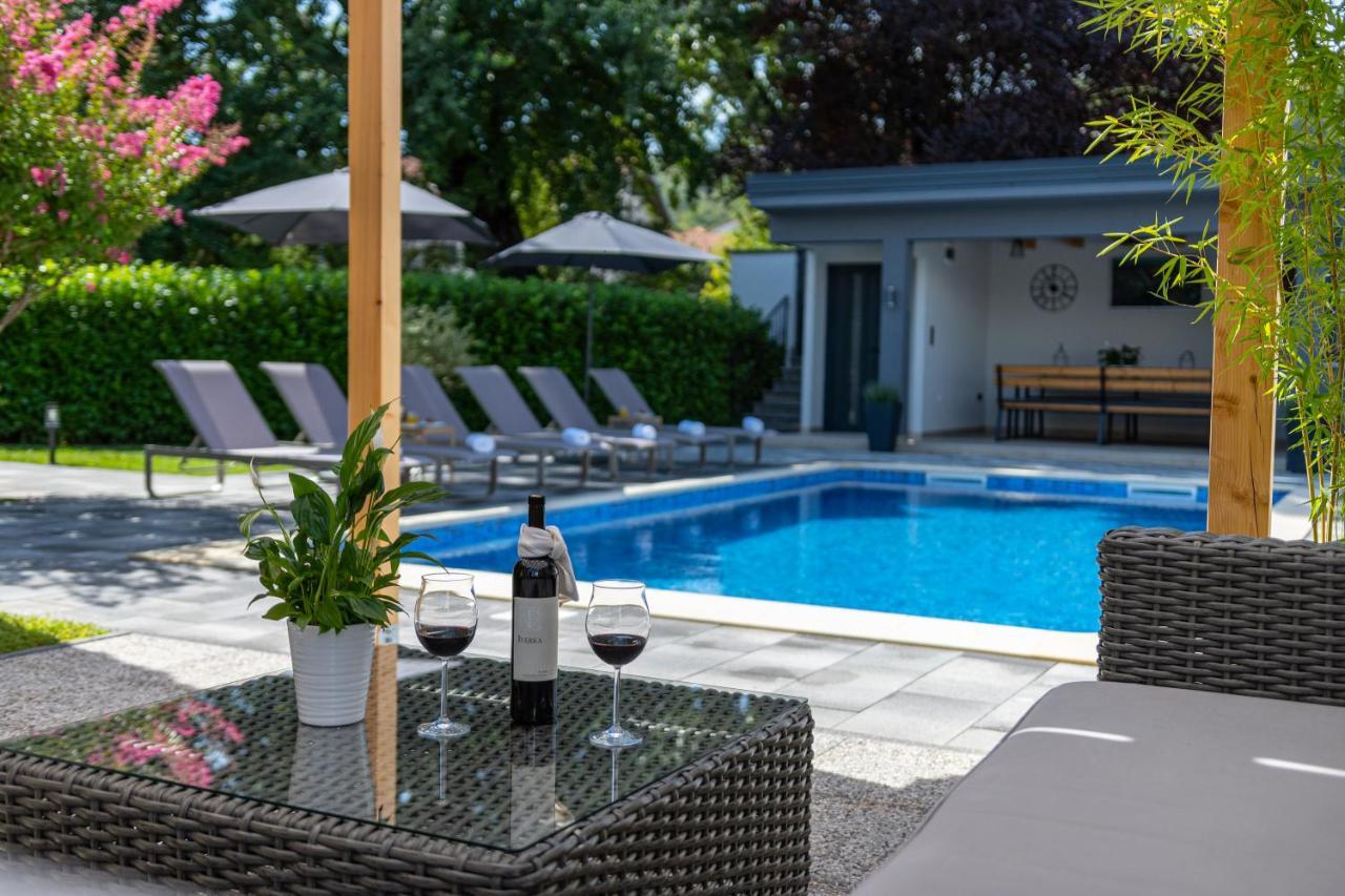 The Oasis Villa Trilj ภายนอก รูปภาพ
